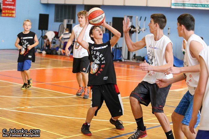 wyniki-iii-turnieju-jeleniogorskiego-streetballa-foto-48408