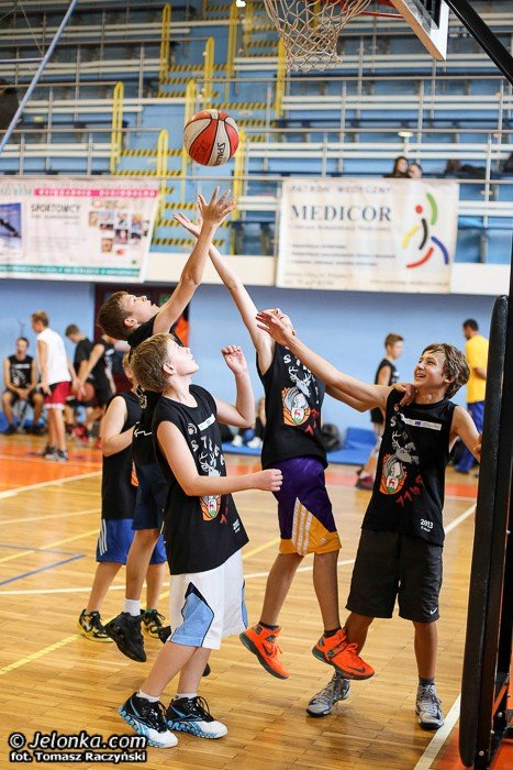 wyniki-iii-turnieju-jeleniogorskiego-streetballa-foto-48408