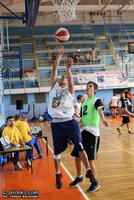 wyniki-iii-turnieju-jeleniogorskiego-streetballa-foto-48408