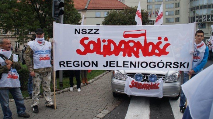jeleniogorscy-zwiazkowcy-z-s-na-protescie-w-stolicy-foto-48450