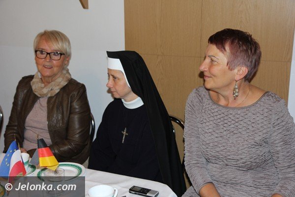 niemieccy-pedagodzy-odwiedzili-dps-w-szklarskiej-porebie-foto-48467