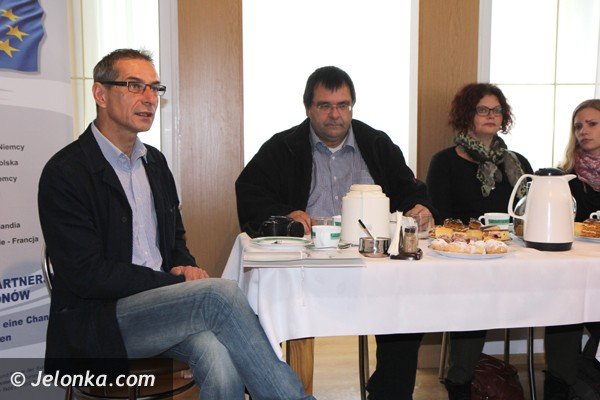 niemieccy-pedagodzy-odwiedzili-dps-w-szklarskiej-porebie-foto-48467