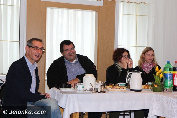 niemieccy-pedagodzy-odwiedzili-dps-w-szklarskiej-porebie-foto-48467