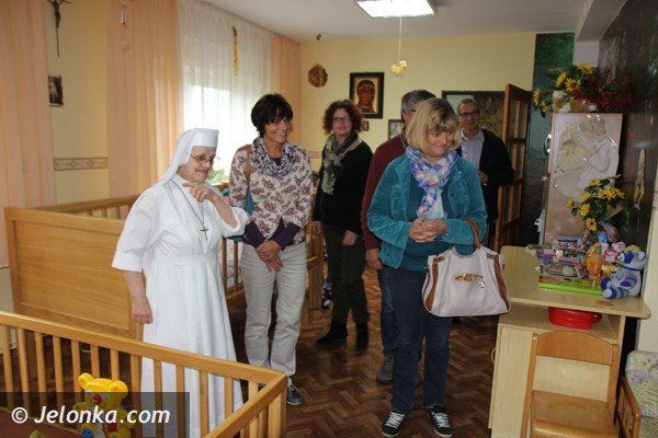 niemieccy-pedagodzy-odwiedzili-dps-w-szklarskiej-porebie-foto-48467