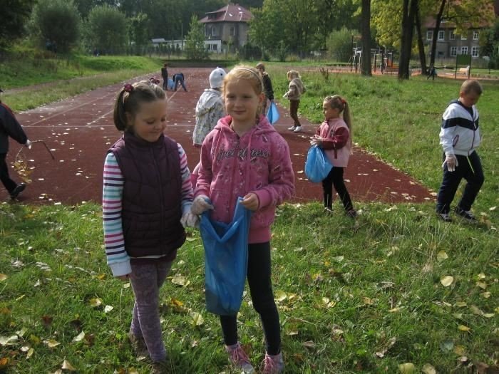 modzi-ruszyli-sprzatac-swiat-foto-48495