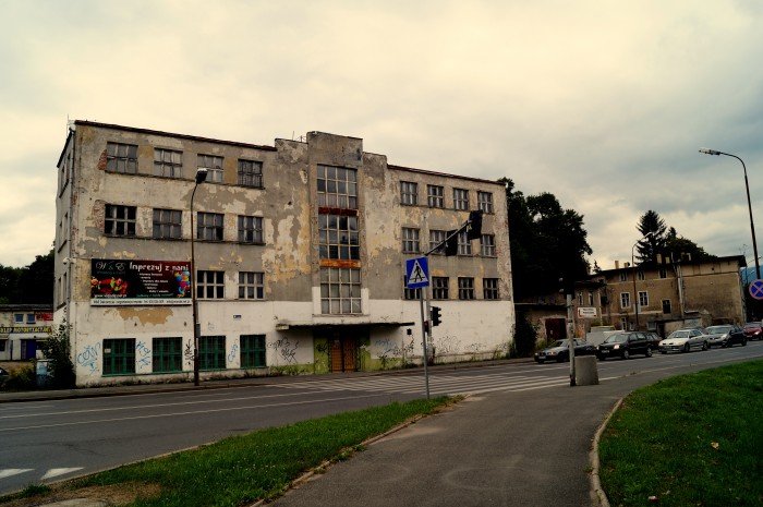 budynek-dawnych-warsztatow-mechanika-straszy-foto-48511