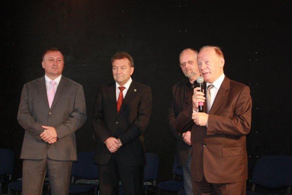 nasz-powiat-i-jablonec-zaciesniaja-wspoprace-foto-48547
