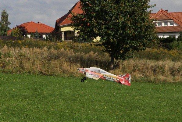 nowoczesne-centrum-dla-mieszkancow-i-lotnikow-foto-48598