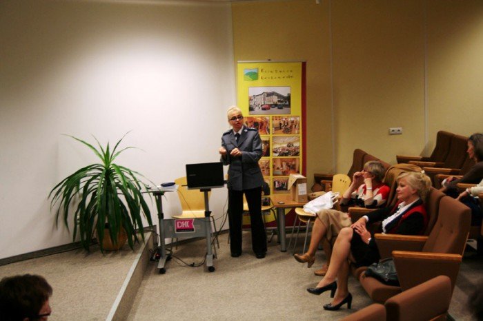 ufaj-ale-sprawdzaj-to-rada-nie-tylko-dla-seniorow-foto-48599
