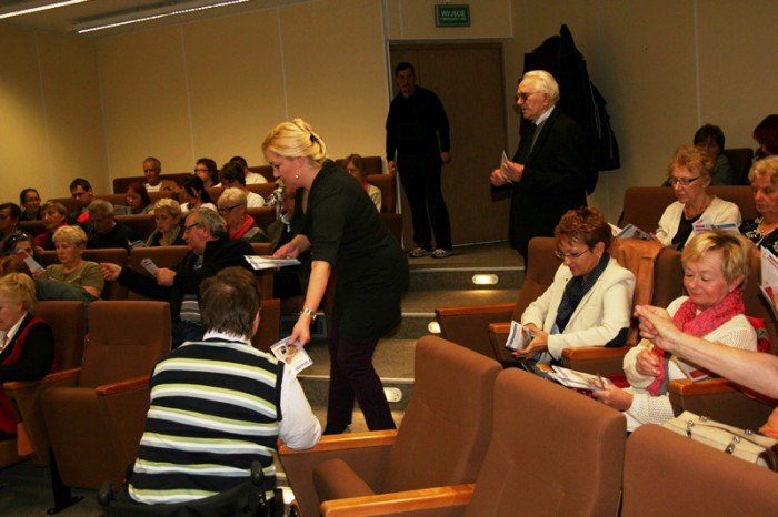 ufaj-ale-sprawdzaj-to-rada-nie-tylko-dla-seniorow-foto-48599