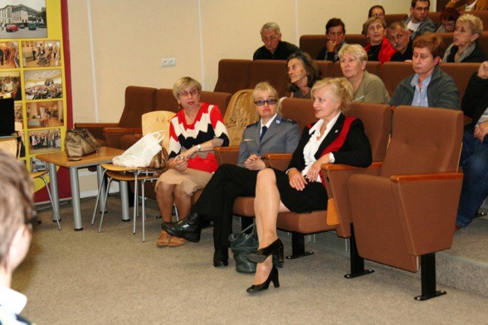 ufaj-ale-sprawdzaj-to-rada-nie-tylko-dla-seniorow-foto-48599