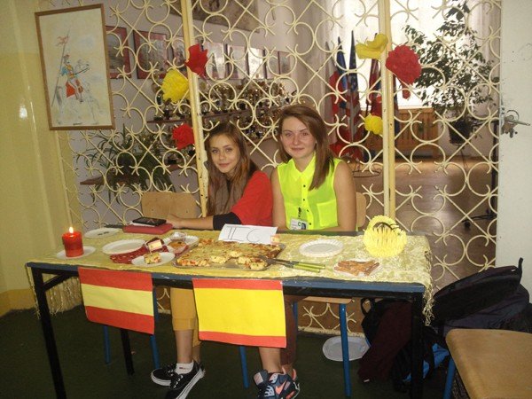 uczniowie-gimnazjum-nr-1-poznawali-inne-kultury-foto-48600