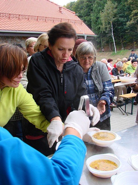 chojnik-zdobyty-w-marszu-seniora-foto-48612