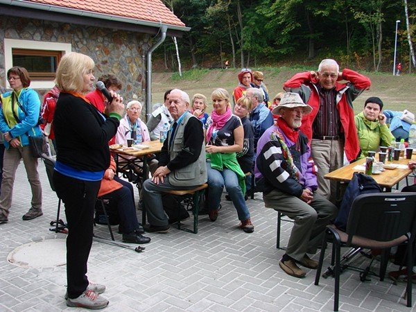 chojnik-zdobyty-w-marszu-seniora-foto-48612