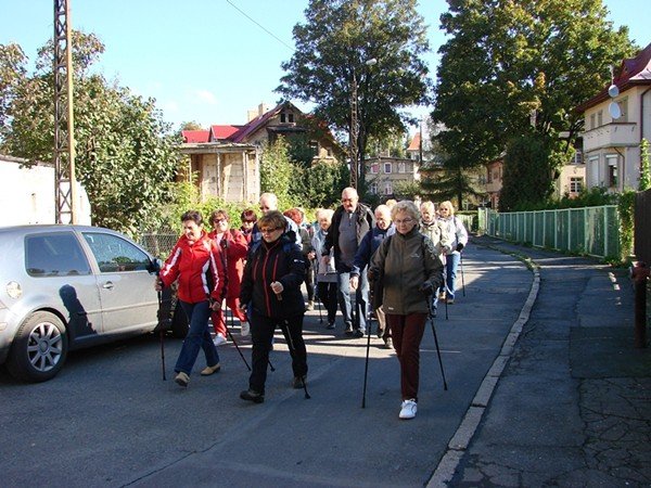 chojnik-zdobyty-w-marszu-seniora-foto-48612