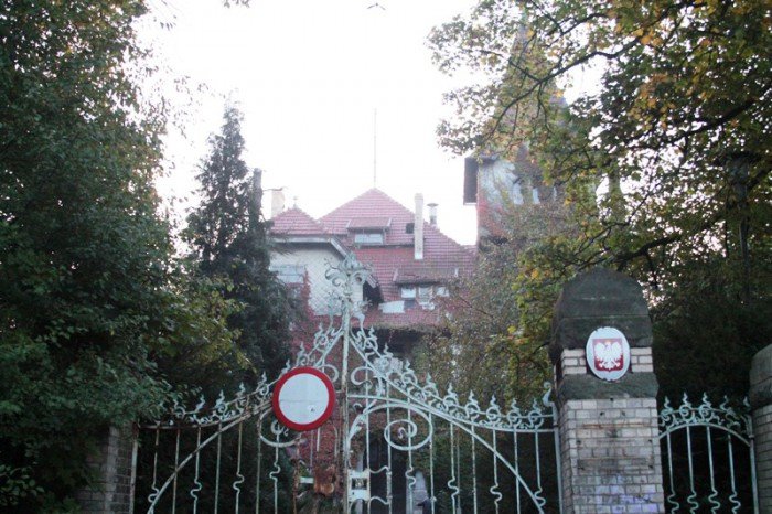 trwa-walka-o-zabobrzanski-paac-foto-48628