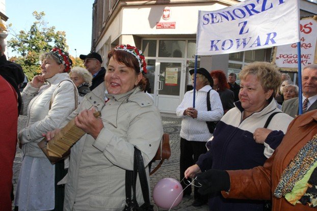 senioralia-tumna-parada-na-poczatek-a-potem-foto-48639