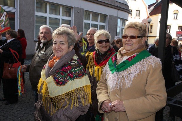 senioralia-tumna-parada-na-poczatek-a-potem-foto-48639