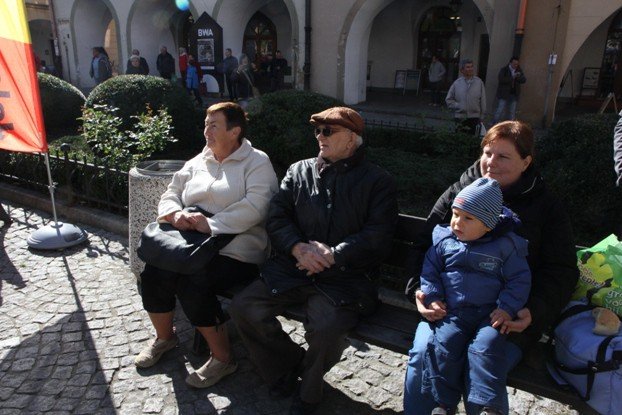 senioralia-tumna-parada-na-poczatek-a-potem-foto-48639