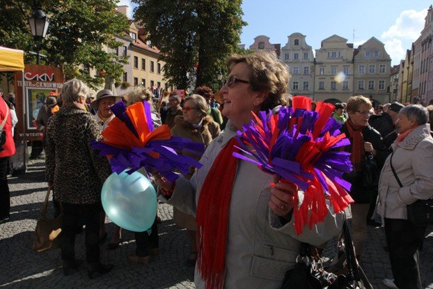 senioralia-tumna-parada-na-poczatek-a-potem-foto-48639