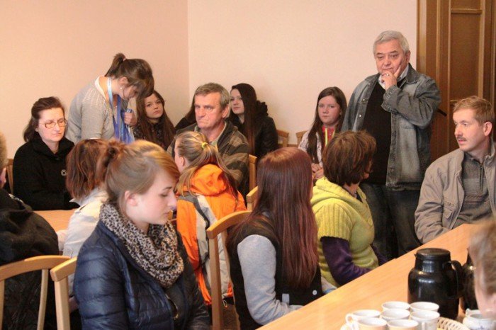 stypendysci-fundacji-im-j-szmajdzinskiego-wyjechali-do-warszawy-foto-48662