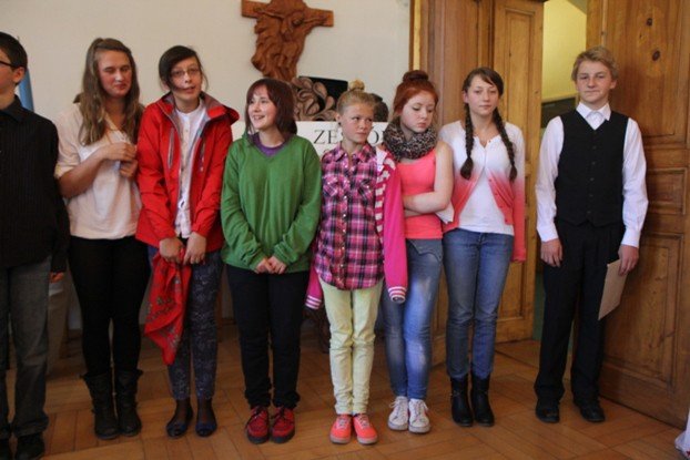 pasowanie-na-uczniow-i-otrzesiny-w-rzemiosach-foto-48673