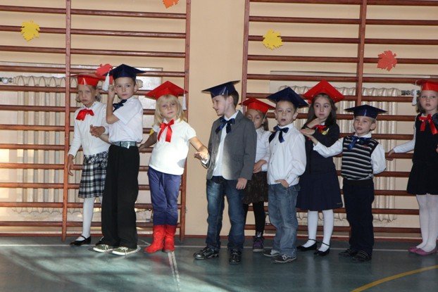 pasowanie-na-ucznia-w-siodemce-z-polonezem-foto-48699