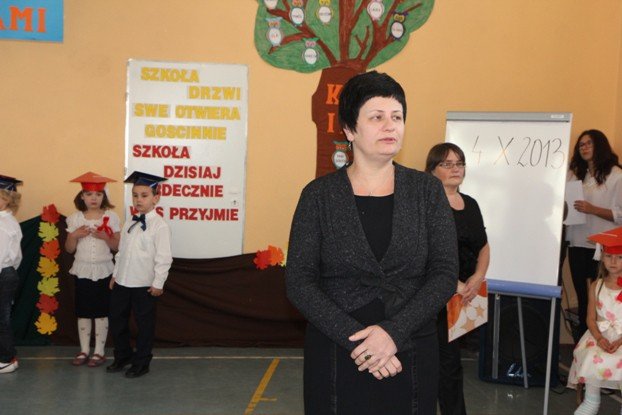 pasowanie-na-ucznia-w-siodemce-z-polonezem-foto-48699
