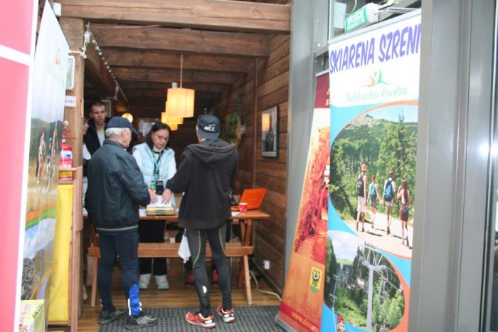 mistrzostwa-pod-szrenica-w-marszu-z-kijkami-foto-48728