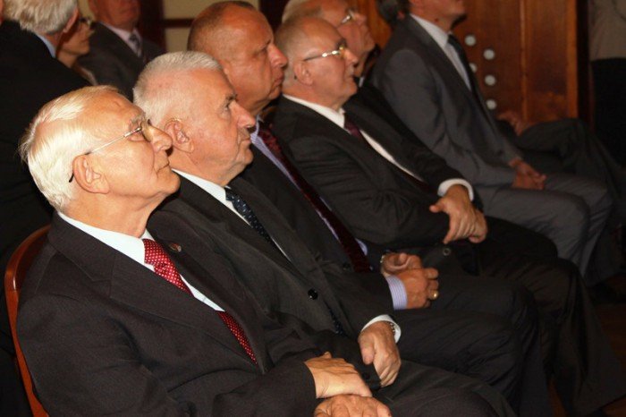 gaudeamus-w-xvlecie-karkonoskiej-uczelni-foto-48746