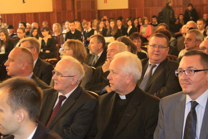 gaudeamus-w-xvlecie-karkonoskiej-uczelni-foto-48746