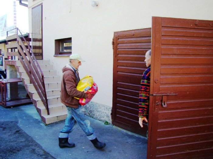 obdarowali-zwierzaki-ze-schroniska-foto-48747