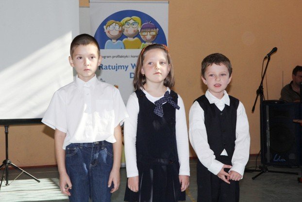 ratuja-dzieciom-wzrok-od-jedenastu-lat-foto-48757