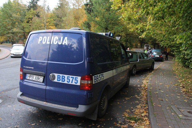 kolizja-audi-z-karawanem-na-nowowiejskiej-foto-48808