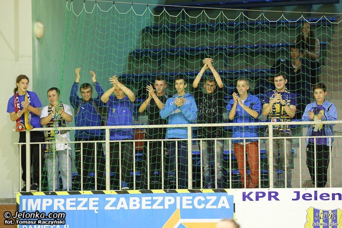 przy-zotniczej-demolka-w-roli-gownej-mariolka-foto-48823