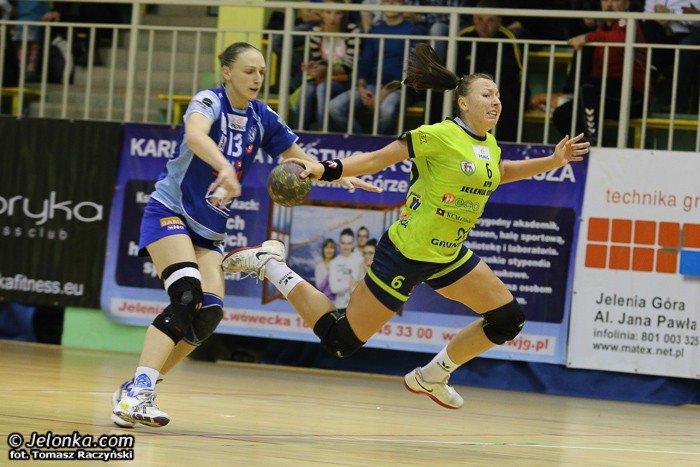 przy-zotniczej-demolka-w-roli-gownej-mariolka-foto-48823