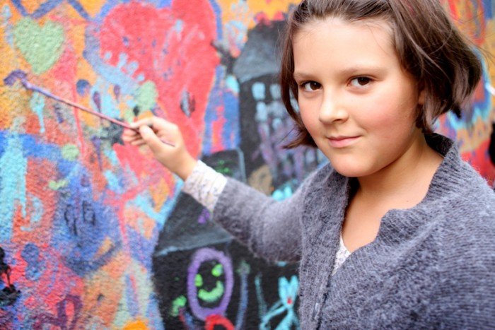 modzi-artysci-stworzyli-murale-w-sobieszowie-foto-48849