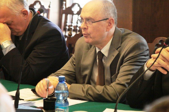opozycja-o-nowej-podwyzce-to-jazda-po-bandzie-foto-48903