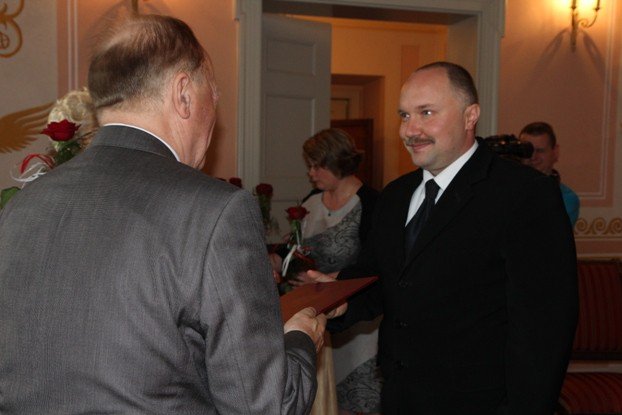 gratulacje-dla-nauczycieli-z-naszego-powiatu-foto-48918