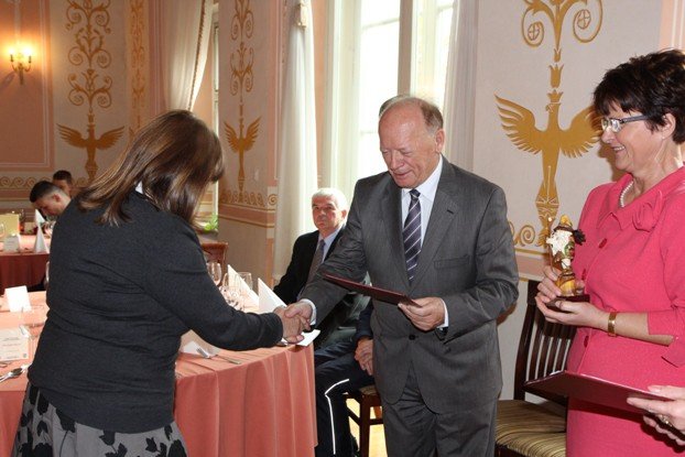 gratulacje-dla-nauczycieli-z-naszego-powiatu-foto-48918