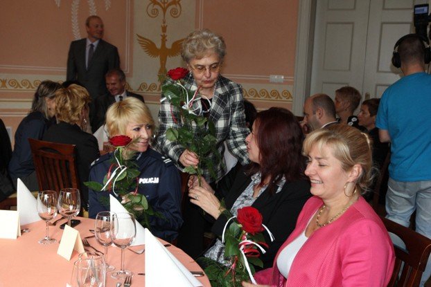 gratulacje-dla-nauczycieli-z-naszego-powiatu-foto-48918