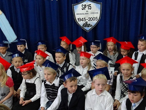 pasowanie-pierwszaczkow-w-sobieszowie-foto-48984