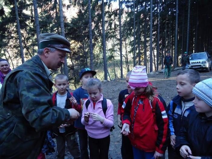 uczniowie-z-siodemkidbaja-o-zwierzeta-lesne-foto-49016