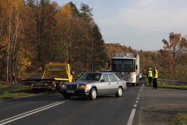 zderzenie-trzech-samochodow-na-sudeckiej-foto-49025