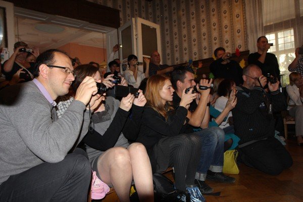 w-czworce-trzylatki-wkroczyy-w-swiat-przedszkolny-foto-49058