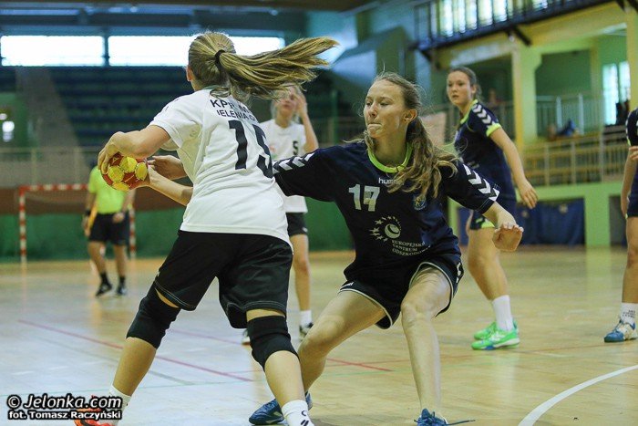 modziczki-kpr-ii-nie-sprostay-legniczankom-foto-49078