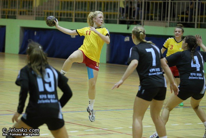 juniorki-modsze-kpru-nie-zwalniaja-tempa-foto-49079