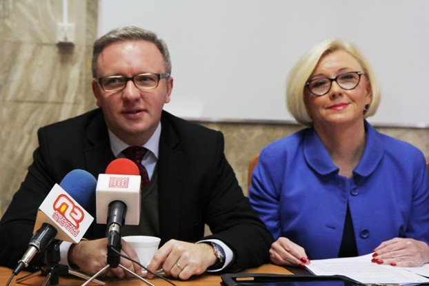 dlaczego-jestesmy-biedni-o-tym-seminarium-foto-49102