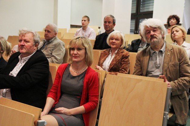 dlaczego-jestesmy-biedni-o-tym-seminarium-foto-49102