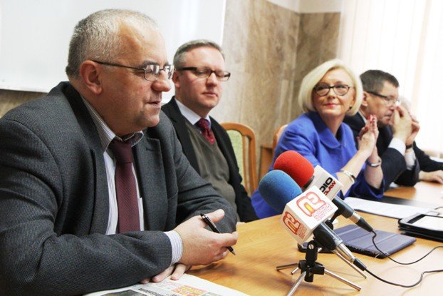 dlaczego-jestesmy-biedni-o-tym-seminarium-foto-49102
